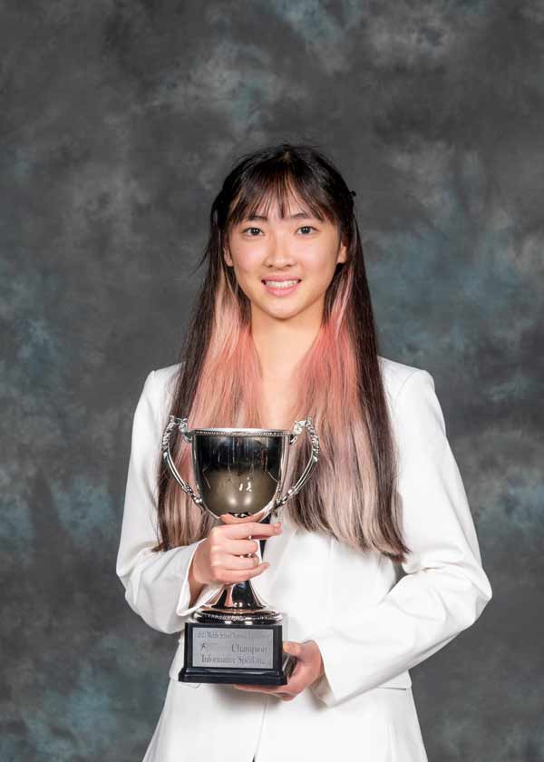 Michelle Ding from Flintridge Preparatory School, CA<br />
