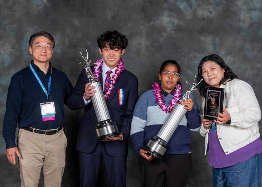 Jordan Yao and Dylan Liu from Taipei American School, Taiwan<br />
